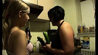 14 sal ke like or 18 sal a lka xx video
