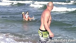 18 mom during group sex with her daughter and her friend ends with an orgasm xxx 100mb