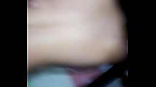 amigo dejo a su novia caliente y sola conmigo asi que nos pusimos a coger a sus espaldas siguenos en