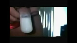 2 dig into 1 pussy