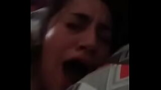 1080p un ouvrier costaud sest fait prendre en train de se branler dans un escalier