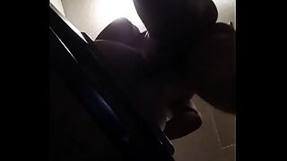 18 year old showing you how to cum just by using your hands