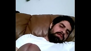10 sec the naughty boy stripped off moms sari and fucked her hard
