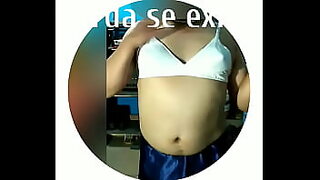 amarrada como una perra y que le den duro y fuerte