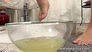 ass filling water