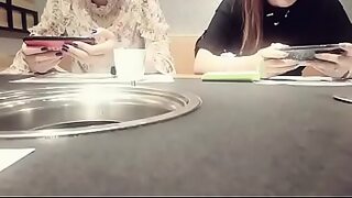 1080p un ouvrier costaud sest fait prendre en train de se branler dans un escalier