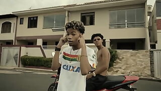a women doing trap to man