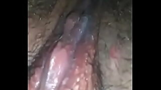 aunty pissing