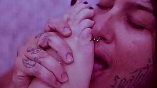 18 year girl vagina image