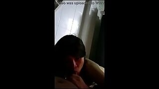em gai xinh nhu hoa hau cho anh em xem hang xin