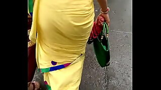 ass hole wide open and making it wide after showing how the poop is coming out