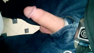 2 guys jerking