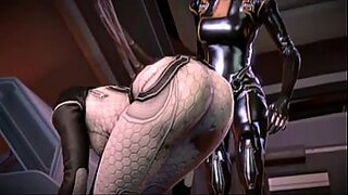 1 guy giving 2 girls blowjob
