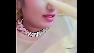 aunty thoppul navel