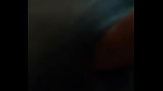 amarrada como una perra y que le den duro y fuerte