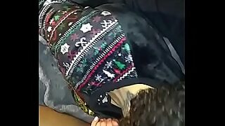 18 year old showing you how to cum just by using your hands