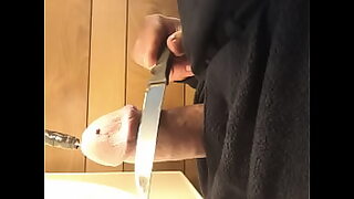18 year old showing you how to cum just by using your hands