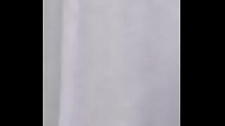 18 year old fuck in chuck e cheese parking lot