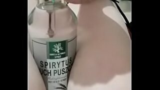 aadami ko drugs injection dekar ladki ko chodna