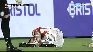 1080p un ouvrier costaud sest fait prendre en train de se branler dans un escalier