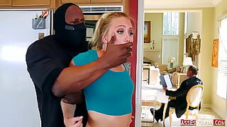 1st time sex open the teens