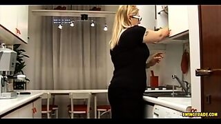 aunnty hidden cam