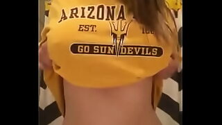 1 girl 4 boys at a time 1 in moutn 2 in vagina 1 in 2 hole