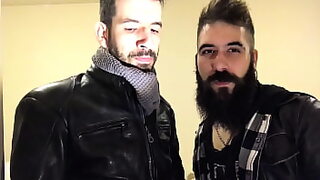 besos lesbicos