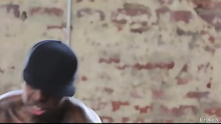 1 girl 4 boys at a time 1 in moutn 2 in vagina 1 in 2 hole