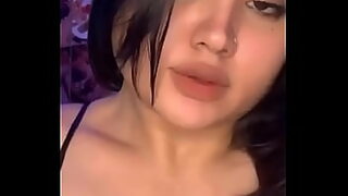 18 year old girl japanese iniyut ng frend