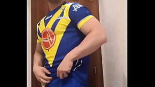 18 year old boy fucking a 20 year old girl