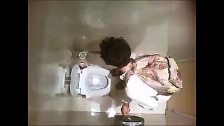 18 year old breaks the seal of the pussy with her step brothers big