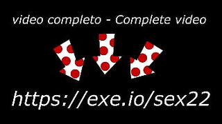 1080p un ouvrier costaud sest fait prendre en train de se branler dans un escalier