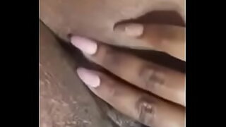 aunty changing hidden cam