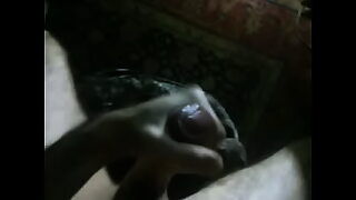comendo a prima