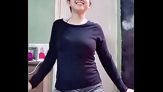 18 year old breaks the seal of the pussy with her step brothers big