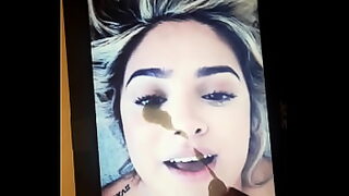 artis inisial r dan r
