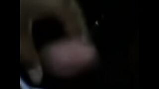 1080p un ouvrier costaud sest fait prendre en train de se branler dans un escalier