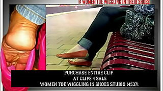 alexis toe