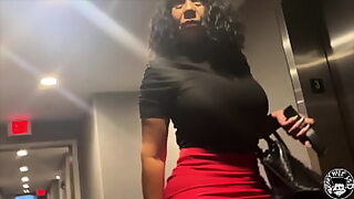 10 sec the naughty boy stripped off moms sari and fucked her hard