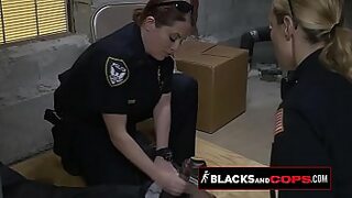 ass bouncing on duck