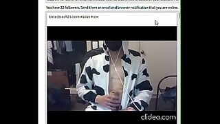 2 teens webcam
