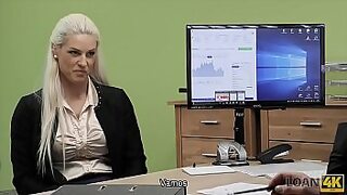 18 year old boy fucks with a 21year old woman