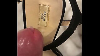 18 year old breaks the seal of the pussy with her step brothers big
