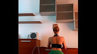 aidra fox chris strokes