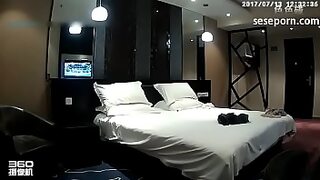 anty hidden camera saree change