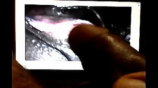 2 lesbo hard fingring