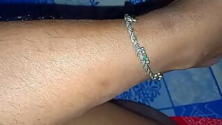 bhai behen coda codi bhen tv dekh rahi this air bhai me a ke coad diya