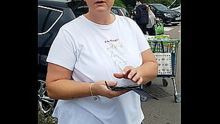 18 year boy experienced milf