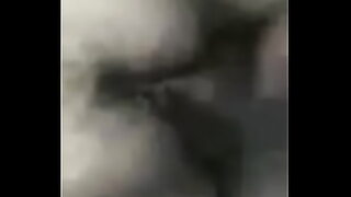 amarrada como una perra y que le den duro y fuerte
